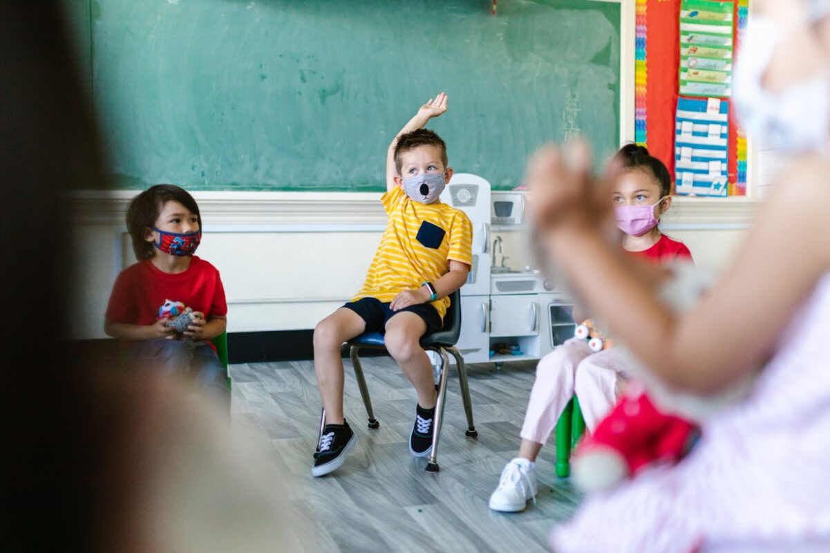 Kelebihan dan Kekurangan Daycare