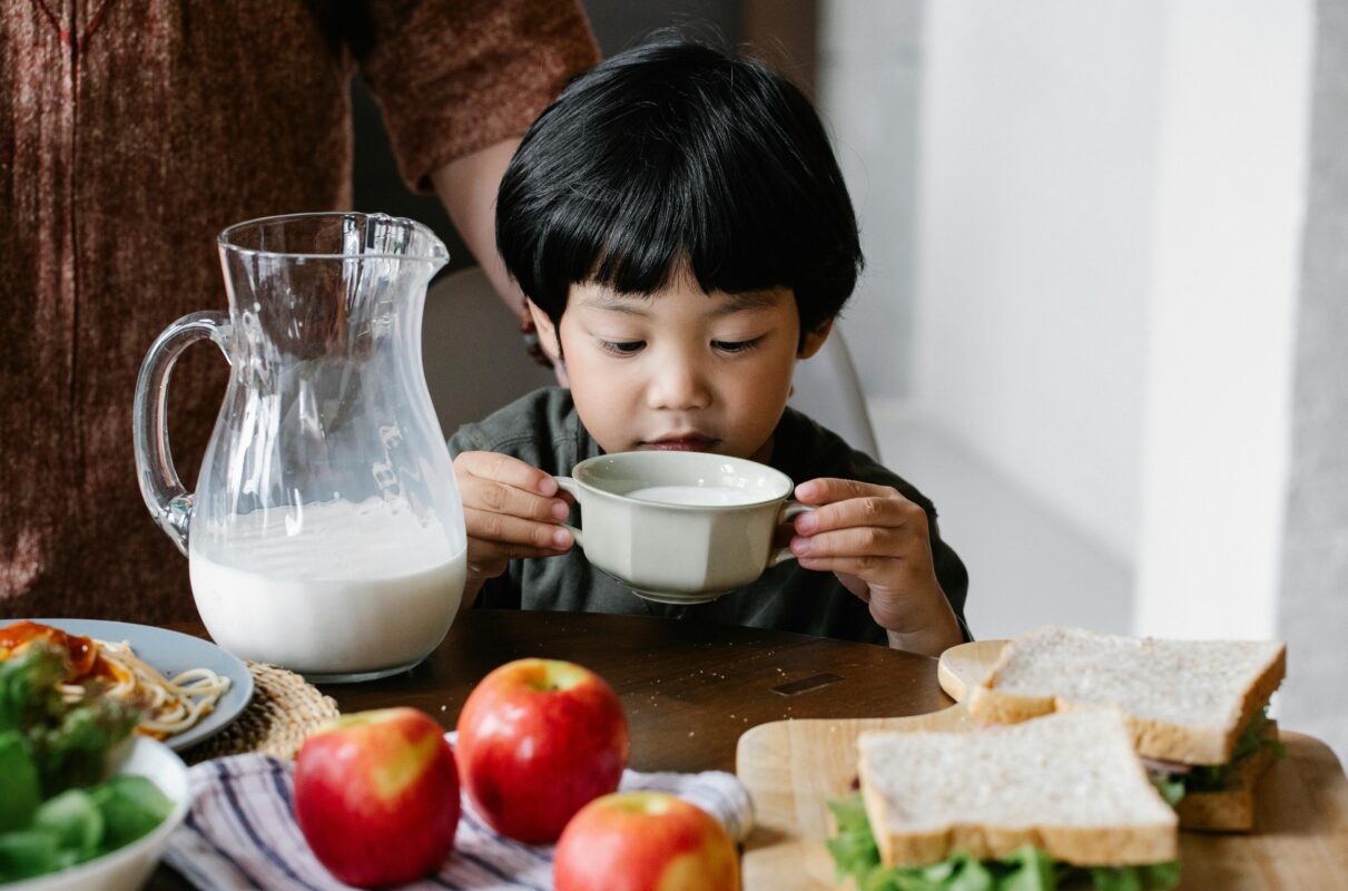 melatih mindful eating pada anak